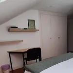 Rooms Homestay *